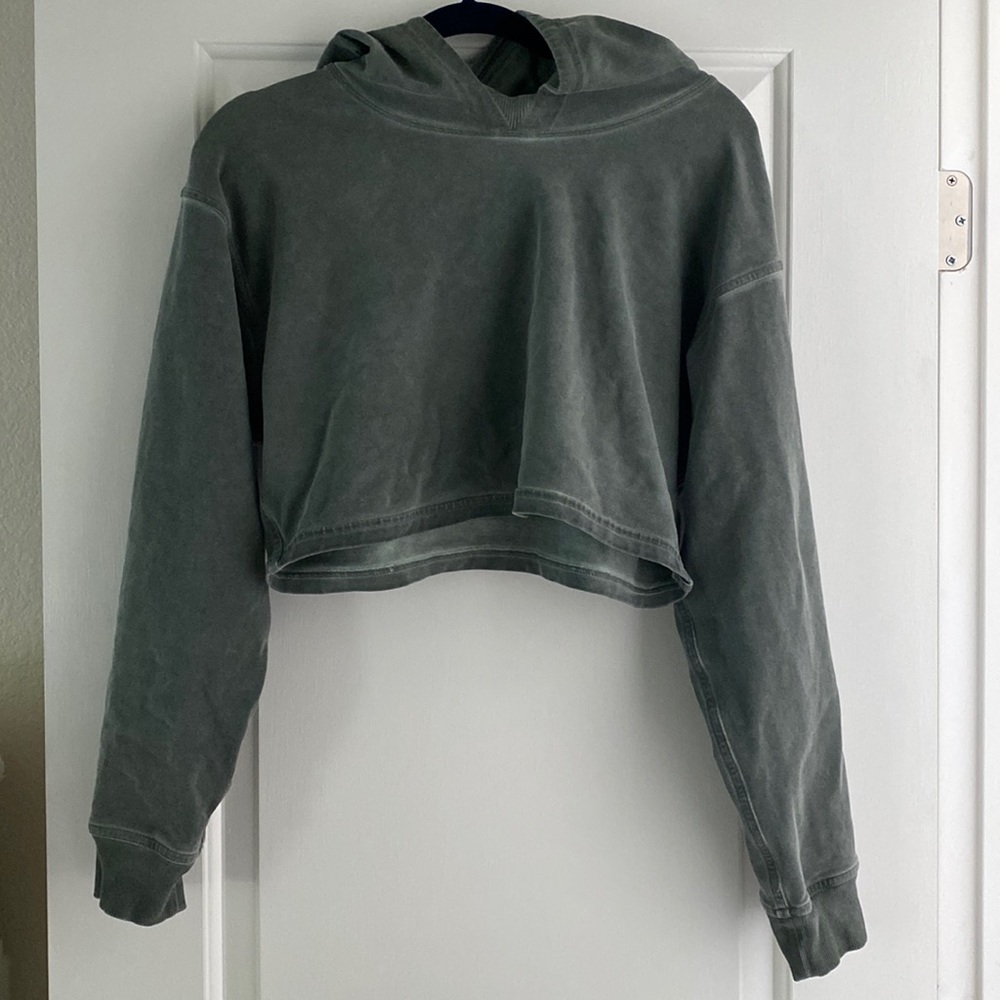 ALL YOURS CROPPED HOODIE *WASH 
Sand Wash Algae Green